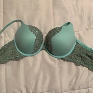 Victoria’s Secret bra